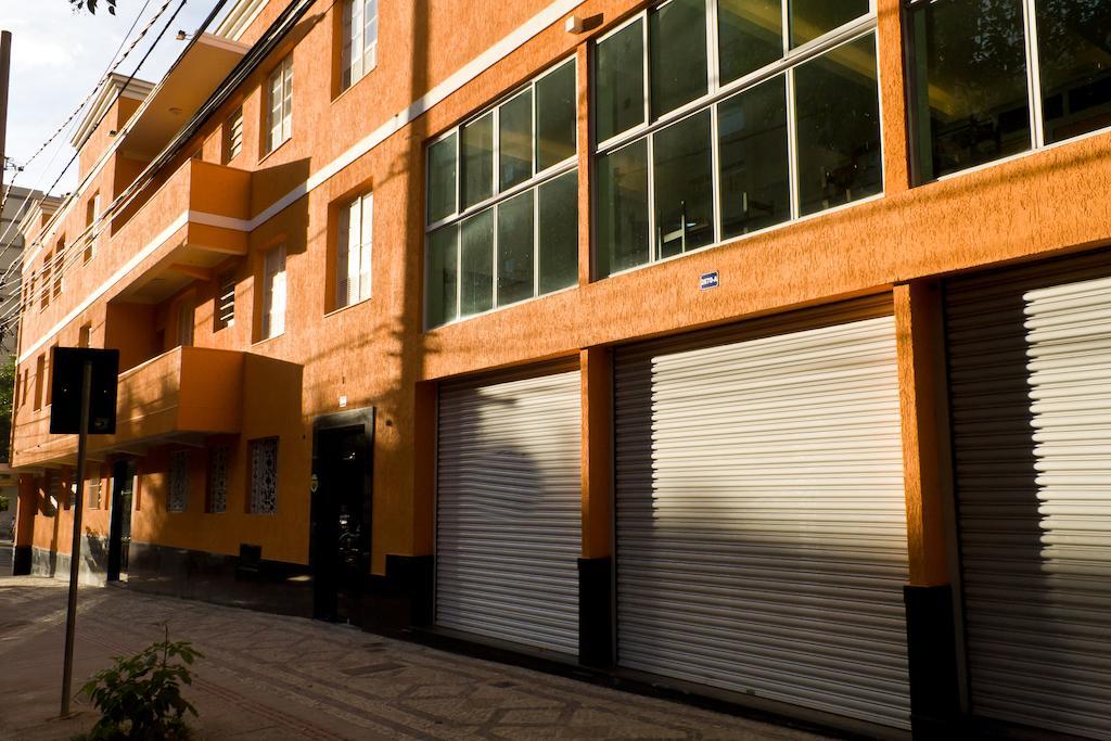 Bh Boutique Hostel เบโลโอรีซอนชี ภายนอก รูปภาพ