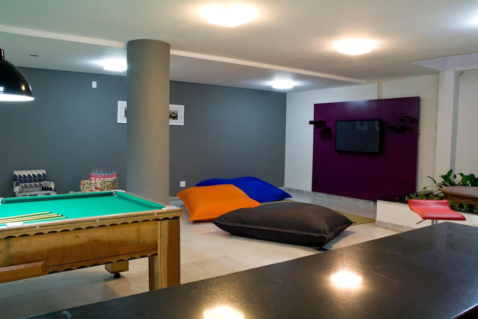 Bh Boutique Hostel เบโลโอรีซอนชี ภายนอก รูปภาพ