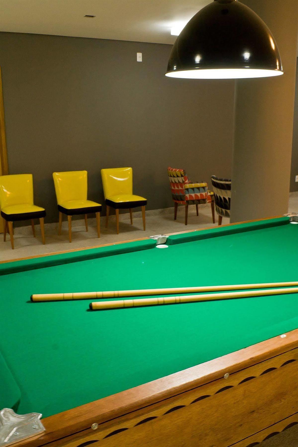 Bh Boutique Hostel เบโลโอรีซอนชี ภายนอก รูปภาพ