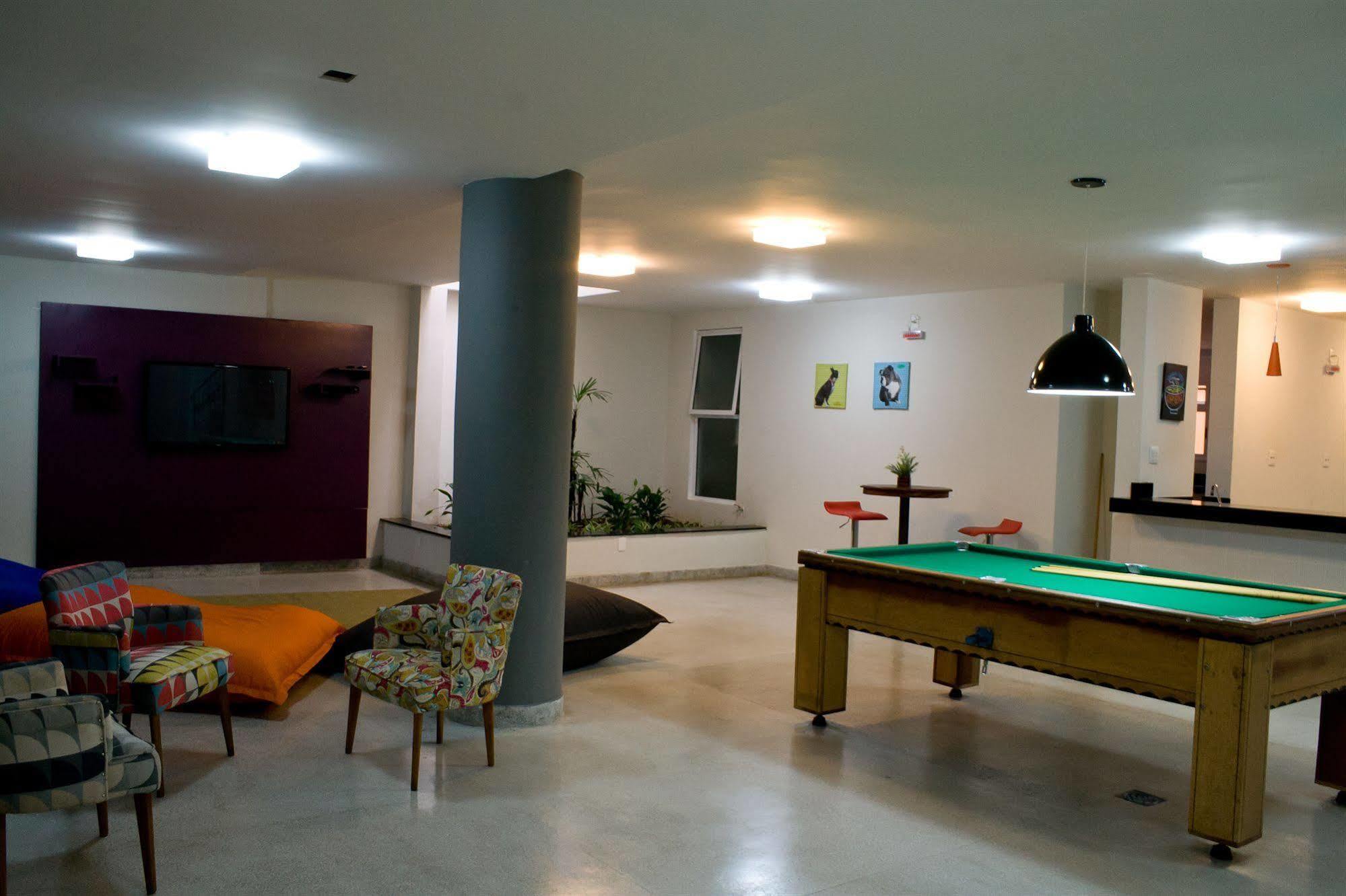 Bh Boutique Hostel เบโลโอรีซอนชี ภายนอก รูปภาพ