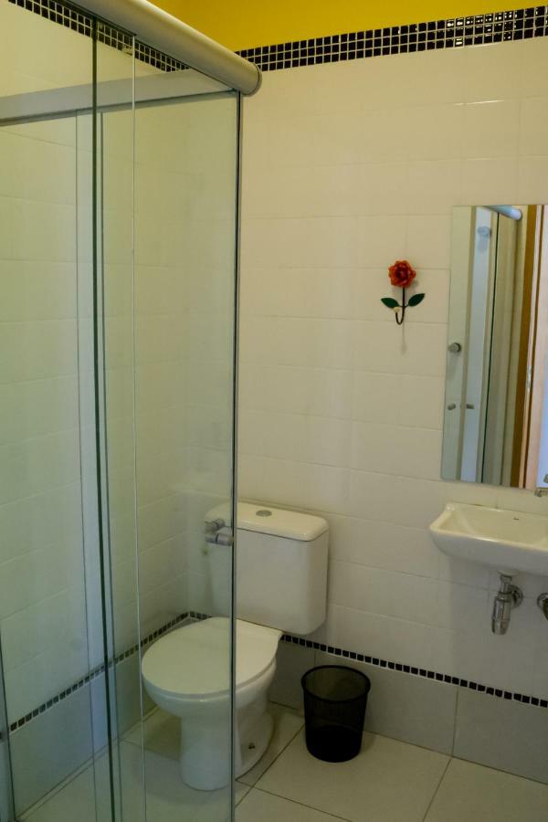 Bh Boutique Hostel เบโลโอรีซอนชี ภายนอก รูปภาพ